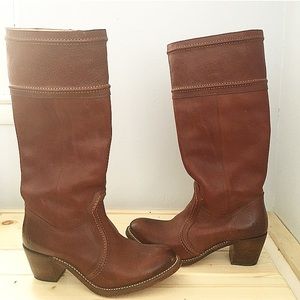 Beautiful In like new condition FRYE leather boots
